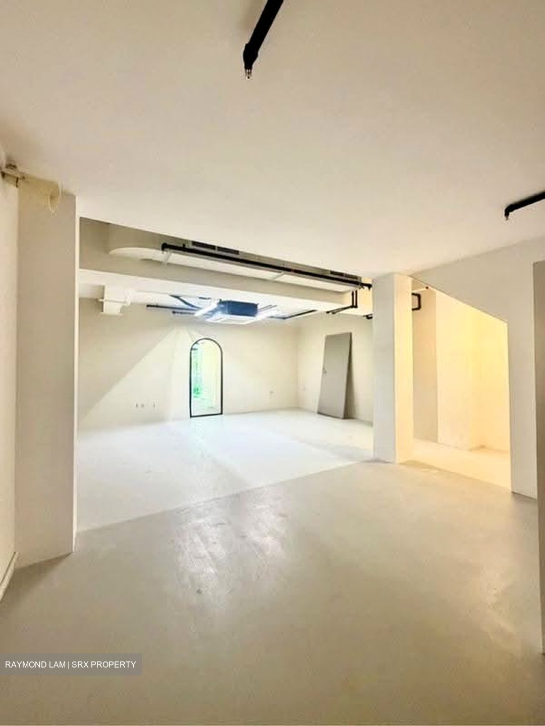 T-space (D18), Factory #633264361